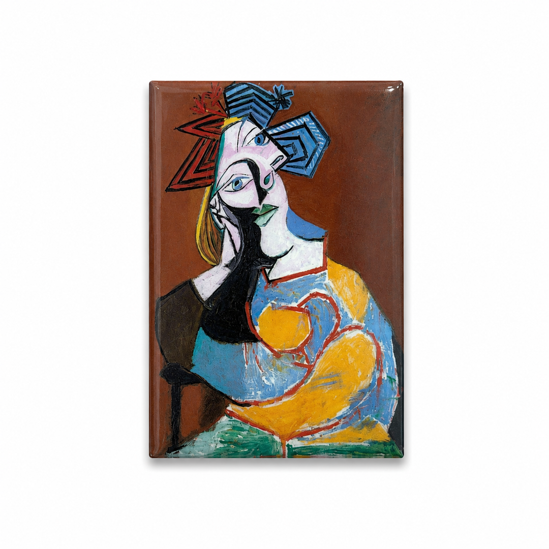 "Femme assise accoudée" magnet