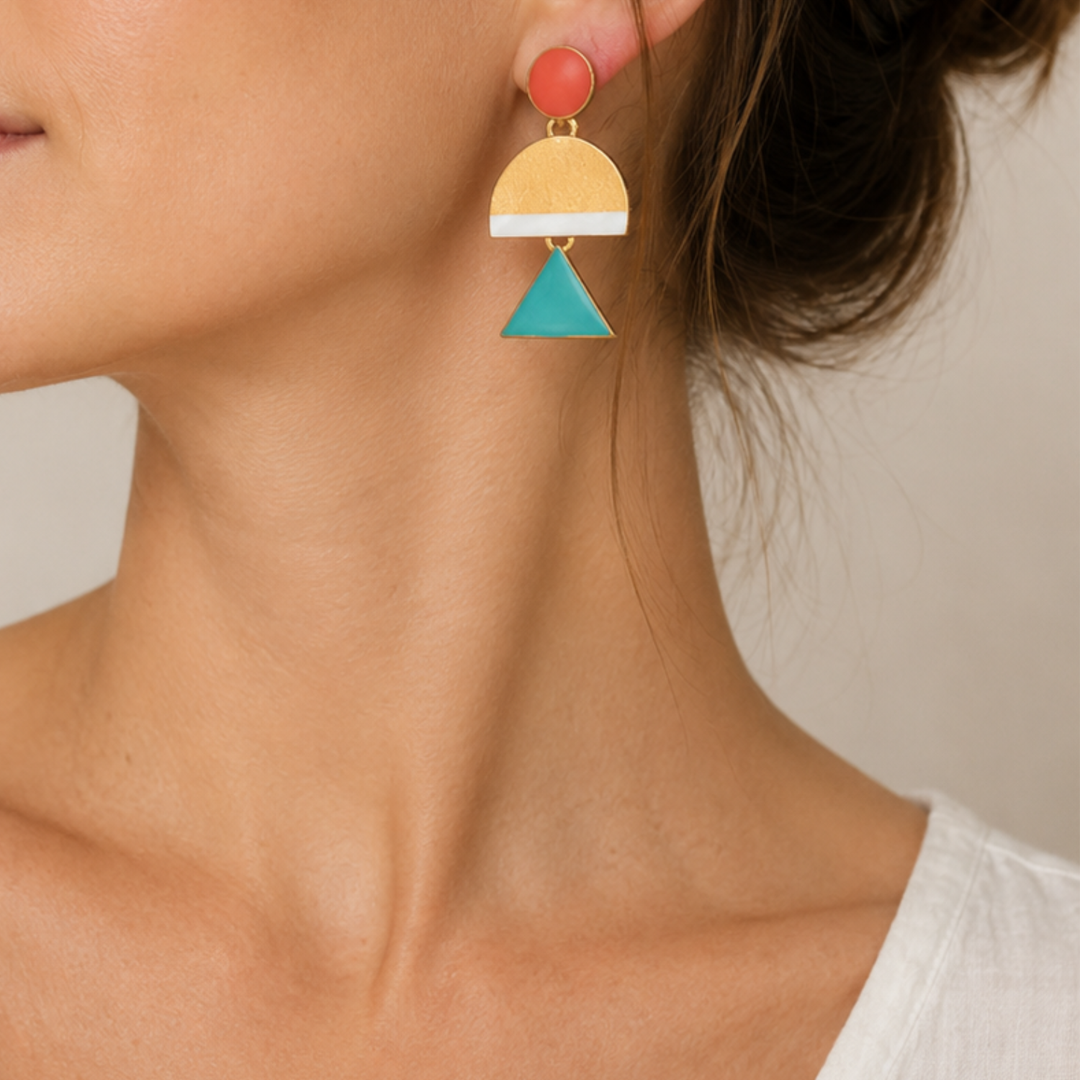 Red dot and turquoise triangle earrings "Somni"